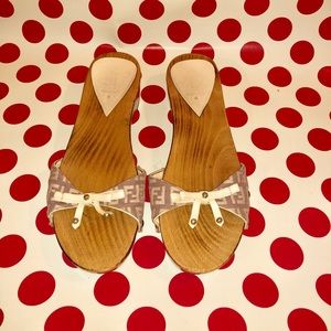 Fendi pink wooden sandals